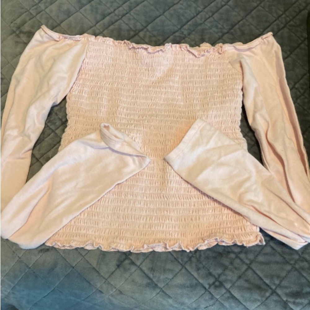 Off shoulder shirt